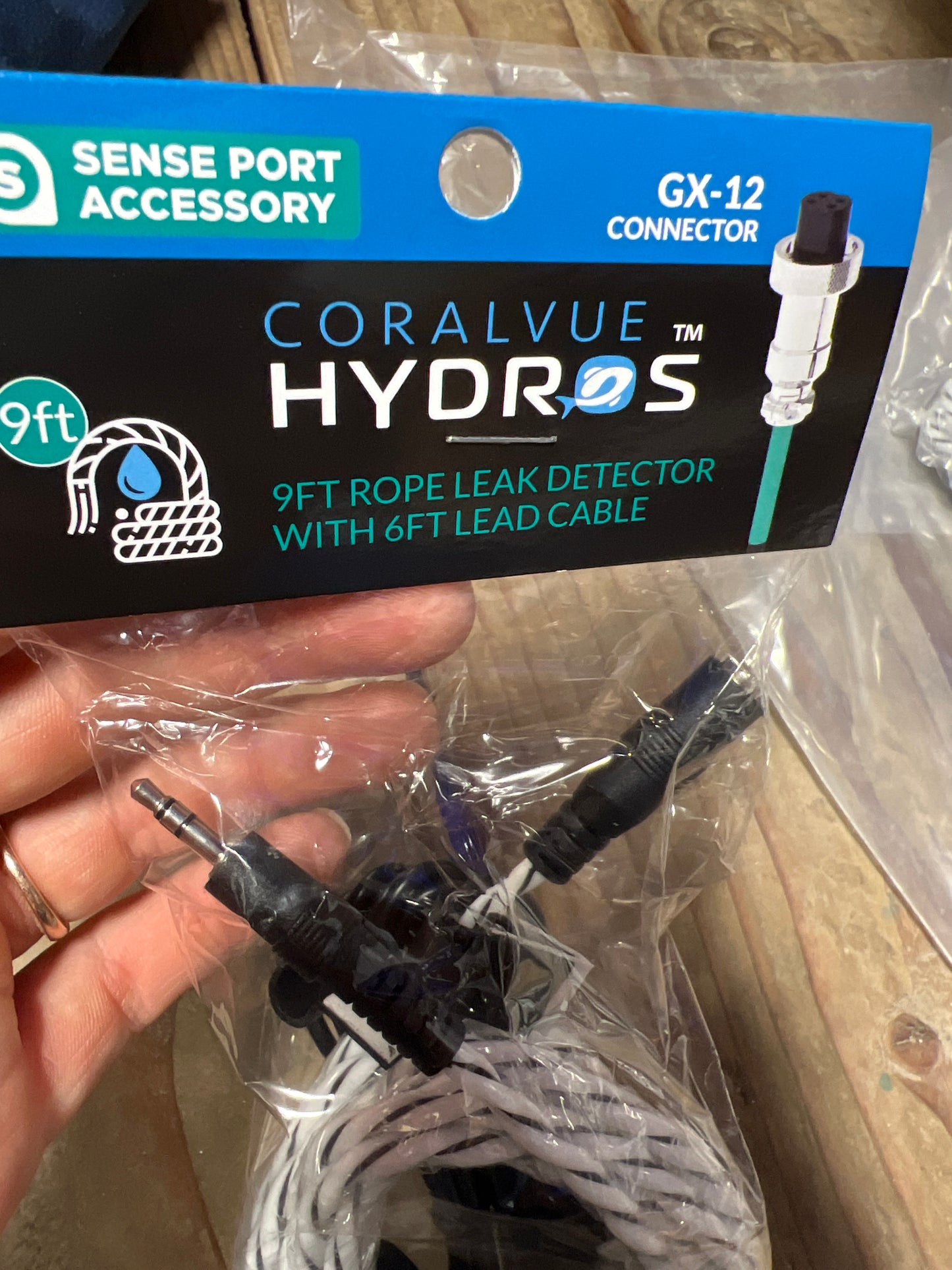Packaged Hydros leak detector rope with Coralvue branding visible on the packaging.